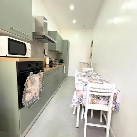 Casa Alice Near Vatican - Modern, High Floor With View Rome