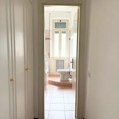 Casa Alice Near Vatican - Modern, High Floor With View Apartment