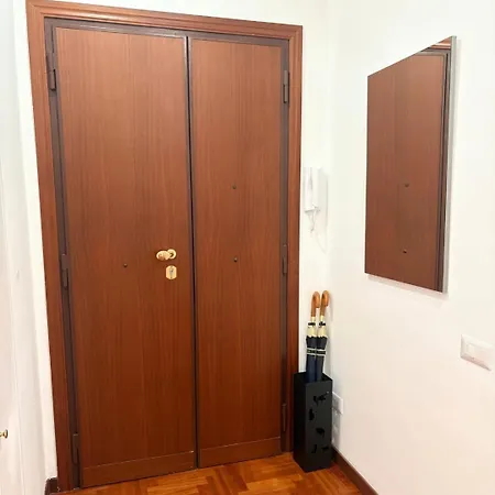 Casa Alice Near Vatican - Modern, High Floor With View Apartment Rome