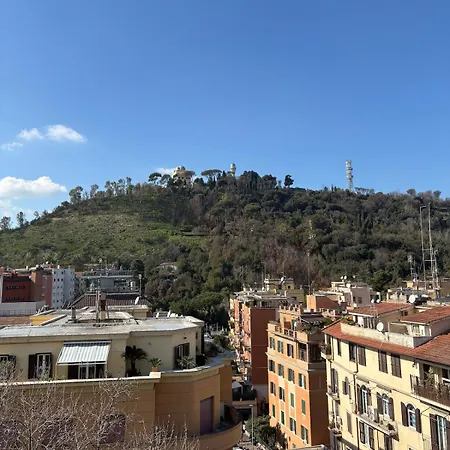 Apartment Casa Alice Near Vatican - Modern, High Floor With View *